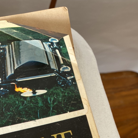 Good housekeeping with the Kennedys, look magazine, JFK Memorial issue - Picture 5 of 8